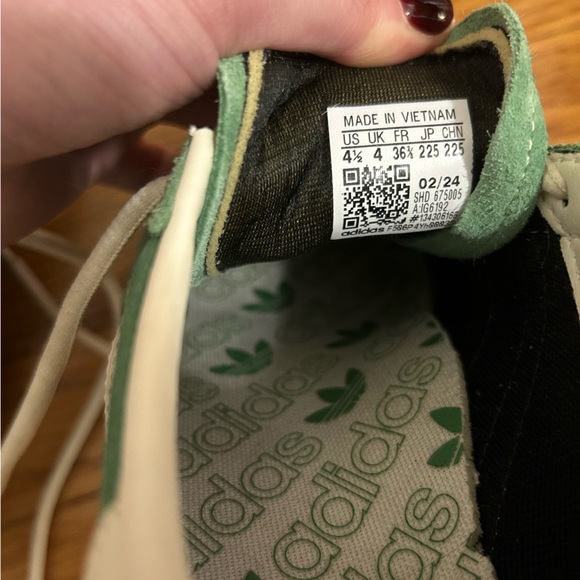 Adidas Handball Spezial Sneakers in Green - Picture 4 of 6